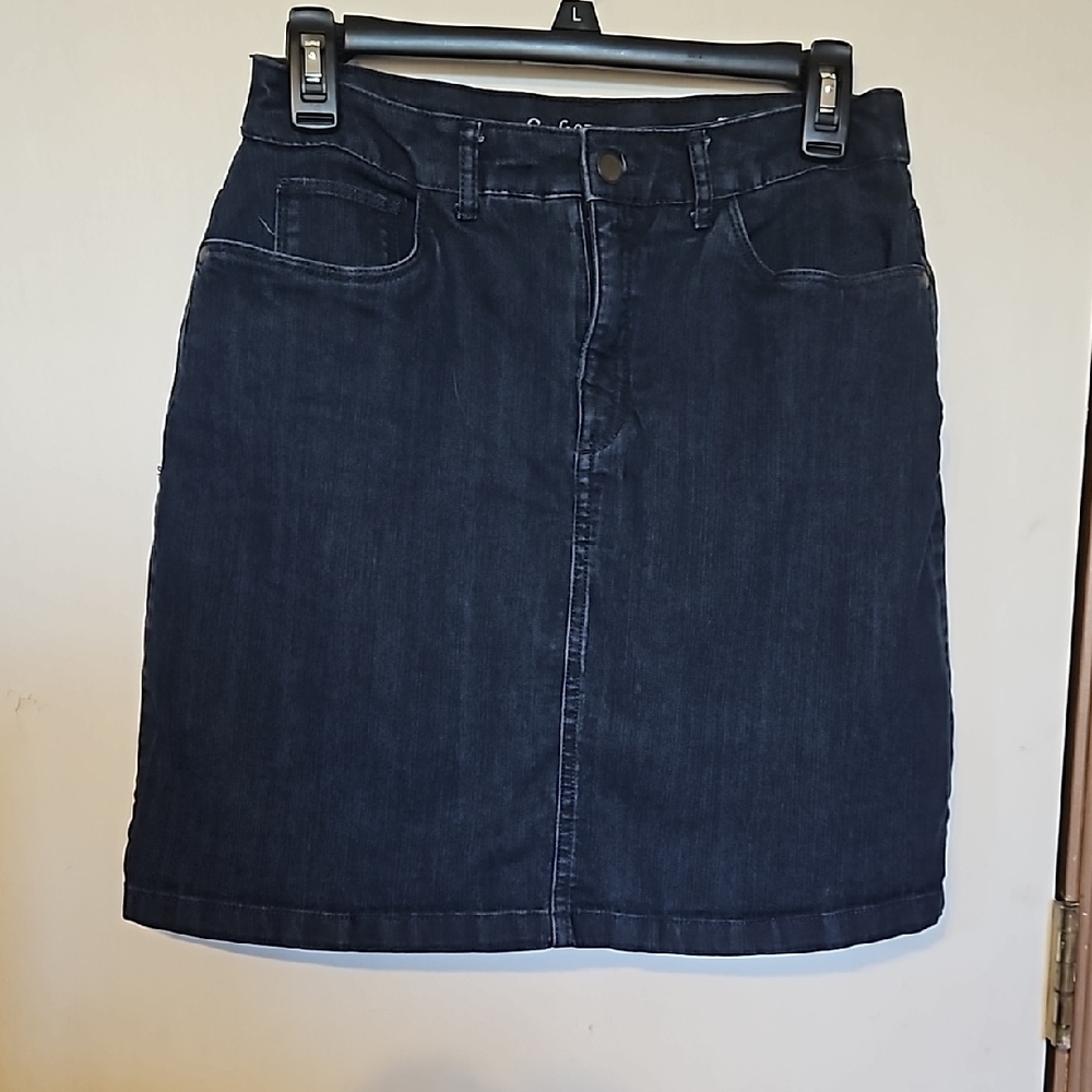 Croft & Barrow Blue Denim Skort size 6